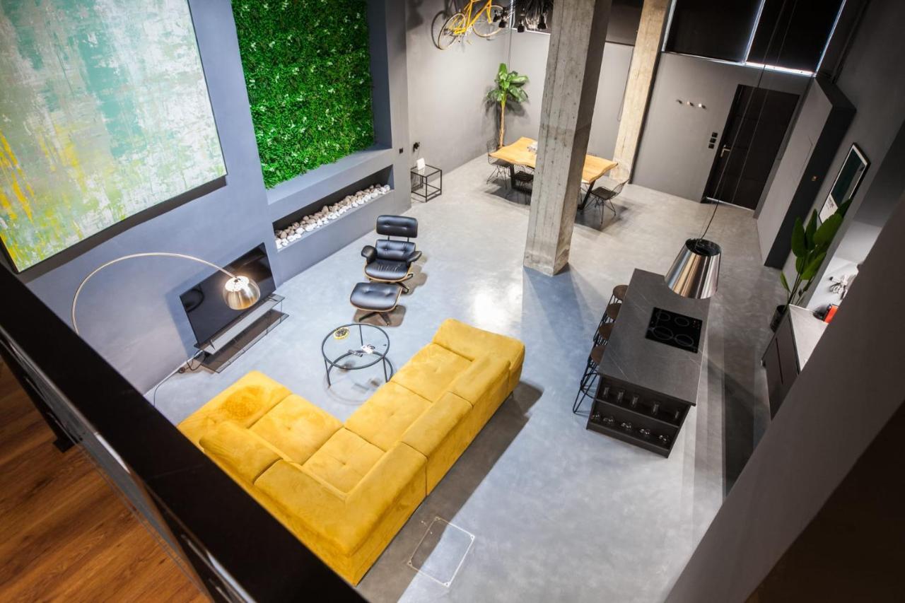 Trendy Industrial Apt Next To Museum Of Acropolis Atene Esterno foto