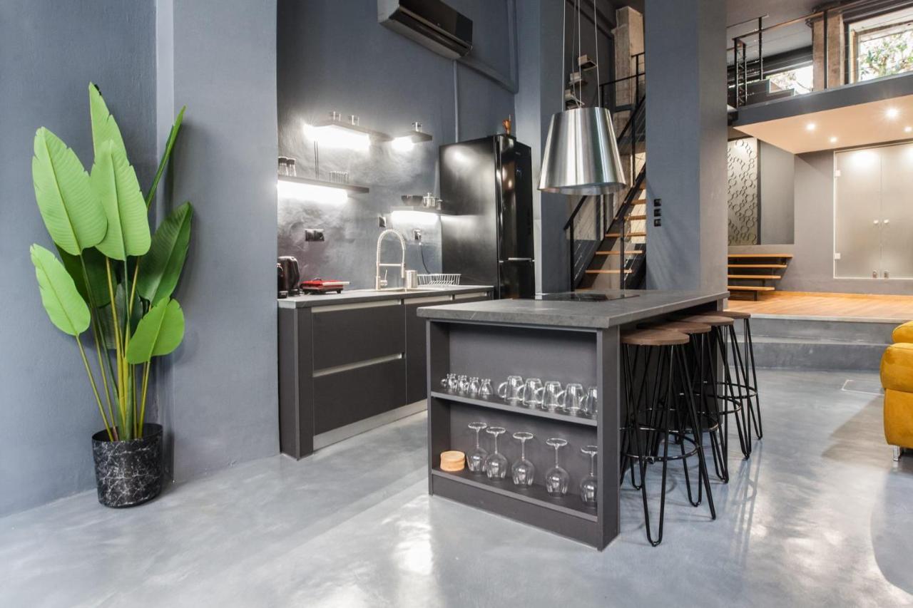 Trendy Industrial Apt Next To Museum Of Acropolis Atene Esterno foto